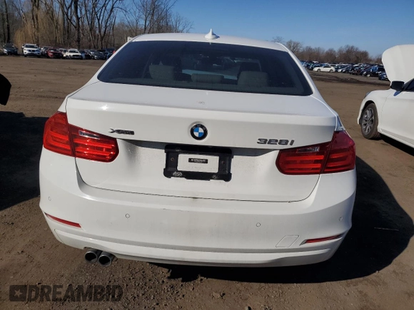 2015 BMW 3 Series 328i xDrive с VIN WBA3B5C53FP654421, выставлен на аукционе Copart как лот 48390165 с пробегом 92 338 миль миль и На запчасти • Non repairable. История ставок и продаж доступна на DreamBid. Изображение 6.