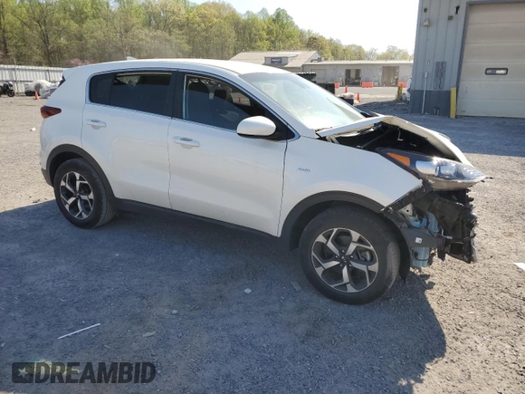 2022 Kia Sportage LX with VIN KNDPMCAC7N7986154, listed as a Copart auction lot 54330745 with 31,408 mi miles and Salvage Title. Bid and sale history available at carsss.com. Image 4.