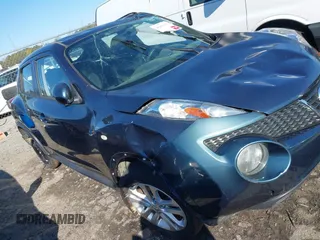 2014 Nissan Juke SV with VIN JN8AF5MRXET450113, listed as a IAAI auction lot 41861072 with 137,902 mi miles and . Bid and sale history available at carsss.com. Image 1.