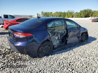 2021 Toyota Corolla LE with VIN JTDEPMAE9MJ137666, listed as a Copart auction lot 49312235 with 62,740 mi miles and Non Repairable. Bid and sale history available at carsss.com. Image 3.