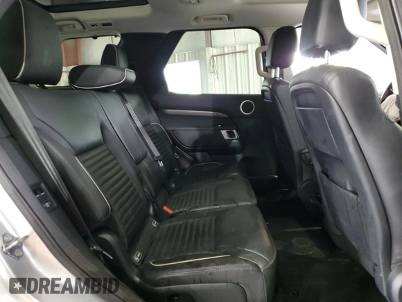 2019 Land Rover Discovery HSE with VIN SALRR2RV3K2400965, listed as a Copart auction lot 57028873 with 85,734 mi miles. Bid and sale history available at carsss.com. Image 11.