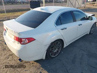 2011 Acura TSX z VIN JH4CU2E64BC002568, wystawiony jako IAAI lot #41197327 z przebiegiem 187 685 mil mil oraz . Historia ofert i sprzedaży dostępna na DreamBid. Obrazek 4.