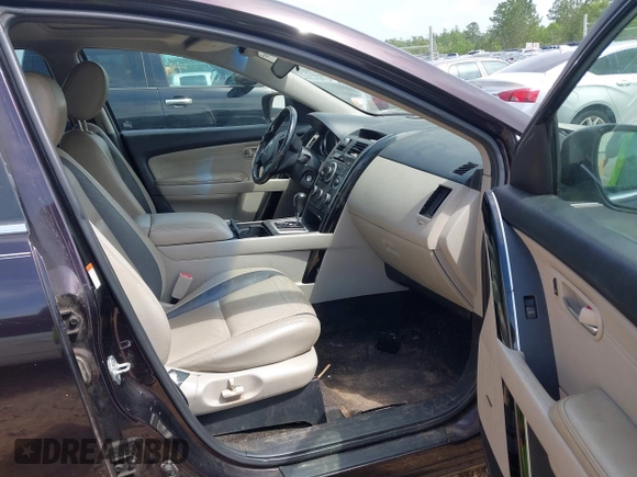 2007 Mazda CX-9 Sport with VIN JM3TB38Y970110503, listed as a IAAI auction lot 42090765 with 1 mi miles. Bid and sale history available at carsss.com. Image 5.