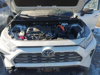 2021 Toyota RAV4 Hybrid XSE with VIN JTME6RFV6MJ005442, listed as a IAAI auction lot 41306055 with 24,187 mi miles. Bid and sale history available at carsss.com. Image 10.