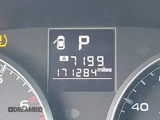 2014 Subaru Outback Premium with VIN 4S4BRBCC3E3288467, listed as a IAAI auction lot 41921864 with 171,264 mi miles and . Bid and sale history available at DreamBid. Image 15.