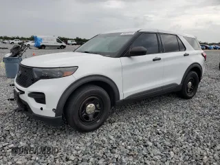 2021 Ford Police Interceptor Utility z VIN 1FM5K8AW2MNA12558, wystawiony jako Copart lot #59072275 z przebiegiem 40 633 mil mil oraz Nie do naprawy • Non repairable. Historia ofert i sprzedaży dostępna na DreamBid. Obrazek 1.