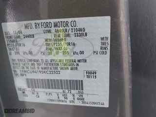 2005 Ford Escape Limited with VIN 1FMCU94195KC22522, listed as a IAAI auction lot 41901471 with 201,427 mi miles. Bid and sale history available at carsss.com. Image 9.