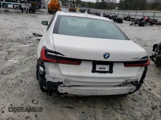 2020 BMW 7 Series 740i with VIN WBA7T2C09LGL18091, listed as a Copart auction lot 41369533 with 5,932 mi miles. Bid and sale history available at carsss.com. Image 6.