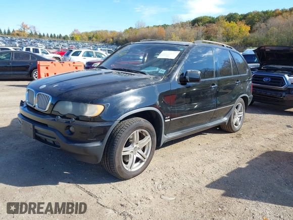 2001 BMW X5 4.4i with VIN WBAFB33581LH08039, listed as a IAAI auction lot 40679627 with 1 mi miles. Bid and sale history available at carsss.com. Image 2.