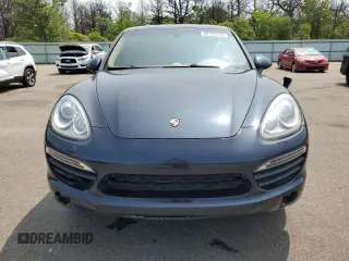 2013 Porsche Cayenne S Hybrid z VIN WP1AE2A23DLA14821, wystawiony jako Copart lot #59162355 z przebiegiem 201 251 mil mil oraz Szkoda całkowita • Salvage title. Historia ofert i sprzedaży dostępna na DreamBid. Obrazek 5.