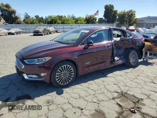 2018 Ford Fusion Titanium с VIN 3FA6P0SU5JR123600, выставлен на аукционе Copart как лот 61660945 с пробегом 133 625 миль миль и Списание • Salvage title. История ставок и продаж доступна на DreamBid. Изображение 1.