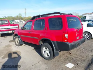 2001 Nissan Xterra XE with VIN 5N1ED28Y51C578073, listed as a IAAI auction lot 42111332 with 176,970 mi miles. Bid and sale history available at carsss.com. Image 3.