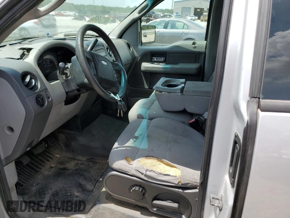 2006 Ford F-150 XL с VIN 1FTRF12W76NB04137, выставлен на аукционе Copart как лот 62117615 с пробегом Не указан миль и Списание • Salvage title. История ставок и продаж доступна на DreamBid. Изображение 7.