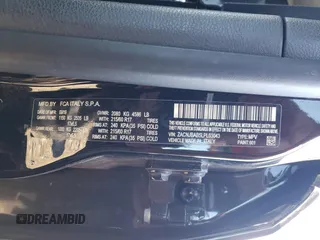 2020 Jeep Renegade Sport z VIN ZACNJBAB5LPL03043, wystawiony jako Copart lot #54917695 z przebiegiem 240 889 mil mil oraz Szkoda całkowita • Salvage title. Historia ofert i sprzedaży dostępna na DreamBid. Obrazek 13.