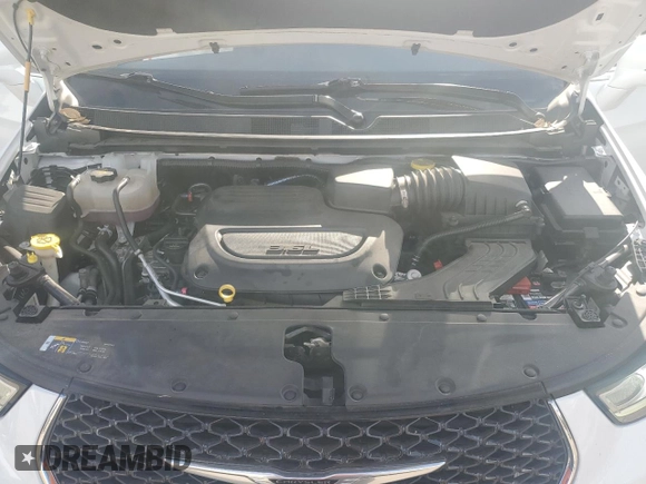 2021 Chrysler Pacifica Touring with VIN 2C4RC1FG1MR510121, listed as a Copart auction lot 78366954 with 34,296 mi miles and Salvage title. Bid and sale history available at DreamBid. Image 12.