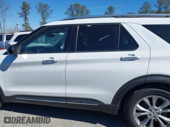 2024 Ford Explorer Limited with VIN 1FMSK7FH2RGA29640, listed as a IAAI auction lot 41573425 with 37,364 mi miles. Bid and sale history available at carsss.com. Image 14.