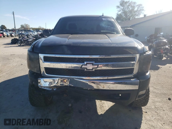 2007 Chevrolet Silverado 1500 1LT with VIN 1GCEK14007Z568223, listed as a Copart auction lot 79881904 with Not Provided miles and Salvage Title. Bid and sale history available at DreamBid. Image 5.
