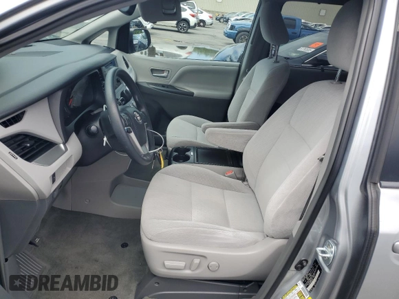 2016 Toyota Sienna LE AAS with VIN 5TDKK3DC6GS765794, listed as a Copart auction lot 62450375 with 90,670 mi miles and Salvage title. Bid and sale history available at DreamBid. Image 7.
