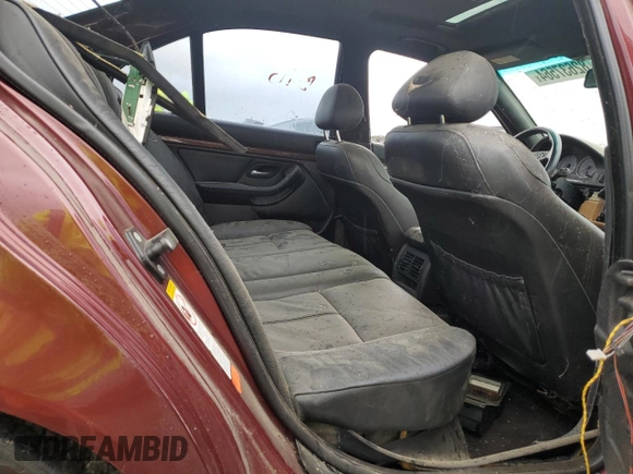 2000 BMW M5 z VIN WBSDE9346YBZ94118, wystawiony jako Copart lot #82637564 z przebiegiem Nie podano mil oraz Szkody całkowita. Historia ofert i sprzedaży dostępna na DreamBid. Obrazek 10.