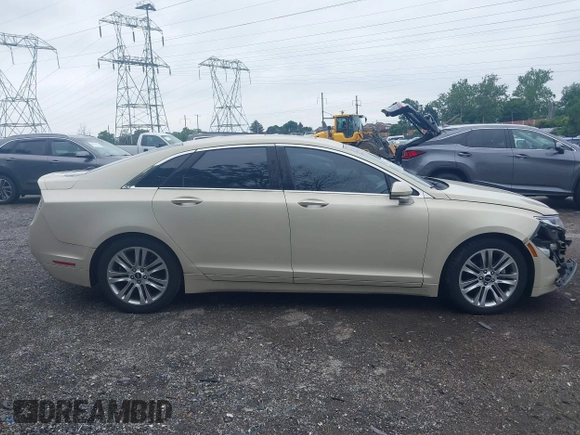 2014 Lincoln MKZ Hybrid with VIN 3LN6L2LU8ER813195, listed as a IAAI auction lot 42578644 with 153,893 mi miles and . Bid and sale history available at DreamBid. Image 14.