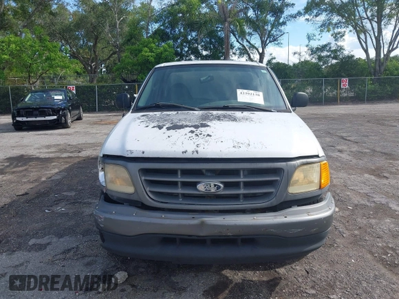 2004 Ford F-150 XL с VIN 2FTRF17W84CA14975, выставлен на аукционе IAAI как лот 42392138 с пробегом 121 799 миль миль и . История ставок и продаж доступна на DreamBid. Изображение 6.