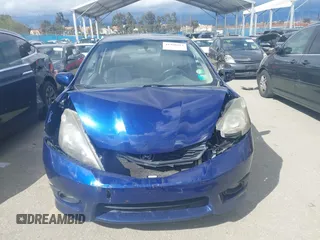 2013 Honda Fit Sport with VIN JHMGE8H50DC052326, listed as a IAAI auction lot 41798913 with 140,894 mi miles. Bid and sale history available at carsss.com. Image 12.