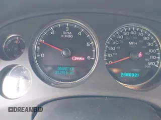 2007 Chevrolet Tahoe LS with VIN 1GNFC13C57R417897, listed as a IAAI auction lot 42588952 with 212,919 mi miles and . Bid and sale history available at DreamBid. Image 7.