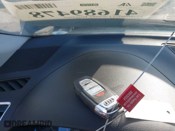 2015 Audi Q5 Premium with VIN WA1CFAFP6FA092394, listed as a IAAI auction lot 41689478 with 97,986 mi miles. Bid and sale history available at carsss.com. Image 11.
