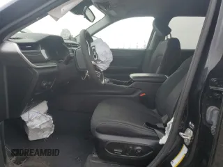 2023 Jeep Grand Cherokee Laredo z VIN 1C4RJHAG3PC625418, wystawiony jako Copart lot #49271395 z przebiegiem 12 874 mil mil oraz Szkoda całkowita • Salvage title. Historia ofert i sprzedaży dostępna na DreamBid. Obrazek 7.