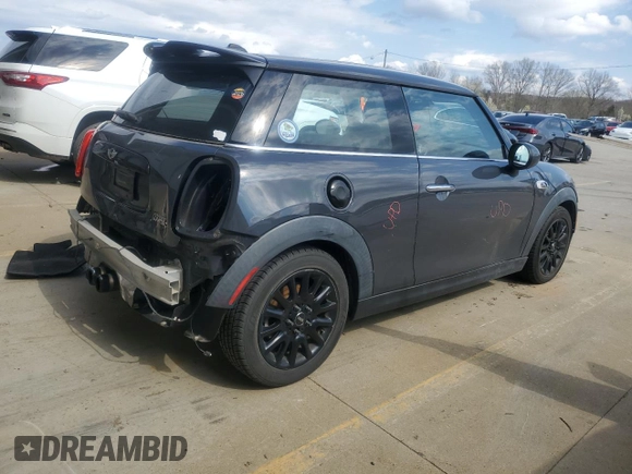 2015 MINI Hardtop S with VIN WMWXP7C59F2A34428, listed as a Copart auction lot 50697285 with 131,564 mi miles and Salvage Title. Bid and sale history available at DreamBid. Image 3.