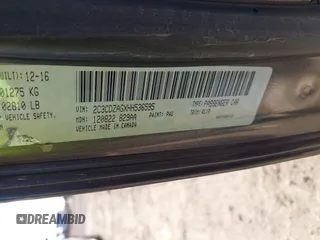 2017 Dodge Challenger SXT z VIN 2C3CDZAGXHH536595, wystawiony jako IAAI lot #41375622 z przebiegiem 103 915 mil mil oraz . Historia ofert i sprzedaży dostępna na DreamBid. Obrazek 9.