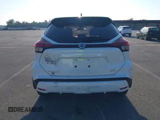 2021 Nissan Kicks SR with VIN 3N1CP5DV3ML529482, listed as a IAAI auction lot 40128361 with 65,686 mi miles and . Bid and sale history available at DreamBid. Image 17.