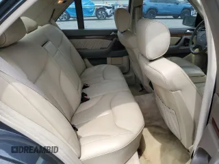 1995 Mercedes-Benz S 320 z VIN WDBGA32E1SA276690, wystawiony jako Copart lot #58950895 z przebiegiem 137 528 mil mil oraz Czysty tytuł • Clean title. Historia ofert i sprzedaży dostępna na DreamBid. Obrazek 10.