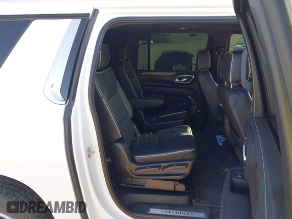 2022 Chevrolet Suburban Premier with VIN 1GNSCFKDXNR121180, listed as a IAAI auction lot 41833036 with 86,085 mi miles and . Bid and sale history available at DreamBid. Image 8.