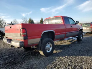 2001 Dodge Ram 2500 with VIN 3B7KF23661G205998, listed as a Copart auction lot 85729774 with 190,479 mi miles and Salvage Title. Bid and sale history available at carsss.com. Image 3.