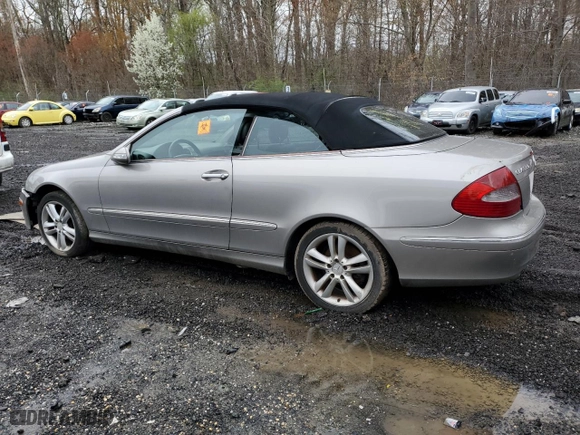 2008 Mercedes-Benz CLK-Class 3.5L with VIN WDBTK56F38T090771, listed as a Copart auction lot 51752535 with 0 mi miles and Salvage Title. Bid and sale history available at carsss.com. Image 2.