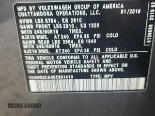 2019 Volkswagen Atlas SE z VIN 1V2WR2CA4KC531413, wystawiony jako Copart lot #55102495 z przebiegiem 71 887 mil mil oraz Szkody całkowita. Historia ofert i sprzedaży dostępna na DreamBid. Obrazek 14.