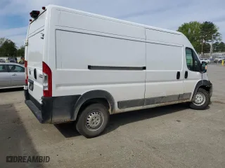 2025 Ram ProMaster Cargo Van Tradesman with VIN 3C6LRVDG8SE504093, listed as a Copart auction lot 50775815 with 10,439 mi miles and Clean Title. Bid and sale history available at carsss.com. Image 3.