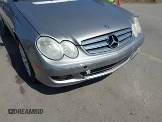 2007 Mercedes-Benz CLK-Class 3.5L with VIN WDBTJ56H47F215889, listed as a IAAI auction lot 42109563 with 106,593 mi miles. Bid and sale history available at carsss.com. Image 14.