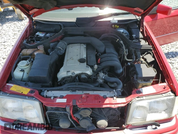1995 Mercedes-Benz E 320 with VIN WDBEA66E3SC260806, listed as a Copart auction lot 55919665 with 114,083 mi miles and Salvage Title. Bid and sale history available at DreamBid. Image 11.