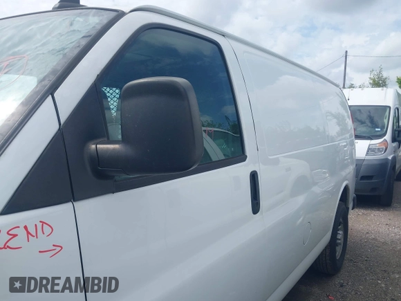 2020 Chevrolet Express Cargo z VIN 1GCWGAFP3L1240299, wystawiony jako IAAI lot #42522748 z przebiegiem 129 759 mil mil oraz . Historia ofert i sprzedaży dostępna na DreamBid. Obrazek 14.