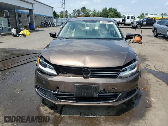 2013 Volkswagen Jetta SE with VIN 3VWDP7AJ7DM372884, listed as a Copart auction lot 60687755 with 123,754 mi miles and Salvage title. Bid and sale history available at DreamBid. Image 5.