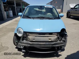 2017 FIAT 500 Pop с VIN 3C3CFFKR2HT549311, выставлен на аукционе Copart как лот 60897715 с пробегом 52 010 миль миль и Списание • Salvage title. История ставок и продаж доступна на DreamBid. Изображение 5.