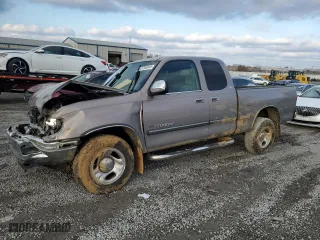 2002 Toyota Tundra SR5 with VIN 5TBRT341X2S232438, listed as a Copart auction lot 43780045 with 431,567 mi miles and Salvage Title. Bid and sale history available at carsss.com. Image 1.
