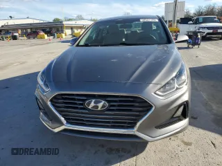 2018 Hyundai Sonata SE z VIN 5NPE24AF6JH722829, wystawiony jako Copart lot #50531125 z przebiegiem 68 920 mil mil oraz Szkoda całkowita • Salvage title. Historia ofert i sprzedaży dostępna na DreamBid. Obrazek 5.