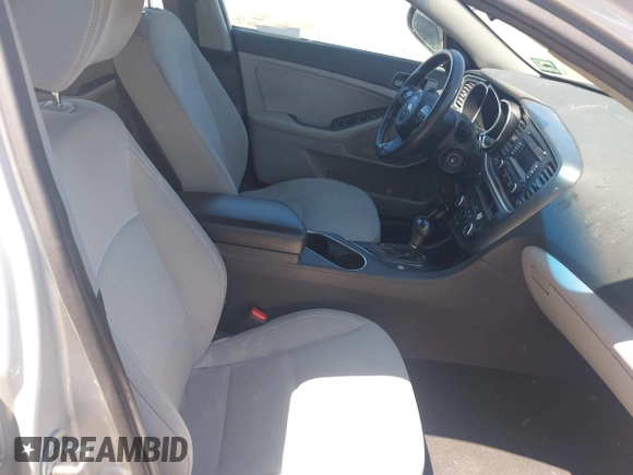 2014 Kia Optima LX with VIN 5XXGM4A72EG339998, listed as a IAAI auction lot 42132720 with 186,989 mi miles. Bid and sale history available at carsss.com. Image 5.