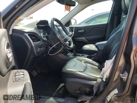 2019 Jeep Cherokee Limited with VIN 1C4PJMDX6KD134940, listed as a Copart auction lot 53674725 with 120,088 mi miles and Salvage title. Bid and sale history available at DreamBid. Image 7.