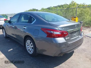 2018 Nissan Altima SV with VIN 1N4AL3AP2JC479598, listed as a IAAI auction lot 41992023 with 151,097 mi miles and . Bid and sale history available at carsss.com. Image 3.