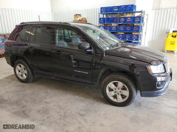 2017 Jeep Compass High Altitude with VIN 1C4NJCEB6HD198697, listed as a Copart auction lot 47935315 with 130,603 mi miles and Salvage Title. Bid and sale history available at carsss.com. Image 4.