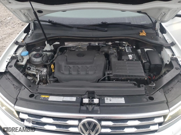 2020 Volkswagen Tiguan SEL Premium R-Line with VIN 3VV4B7AX9LM135786, listed as a Copart auction lot 83735844 with 58,543 mi miles and Clean Title. Bid and sale history available at carsss.com. Image 12.
